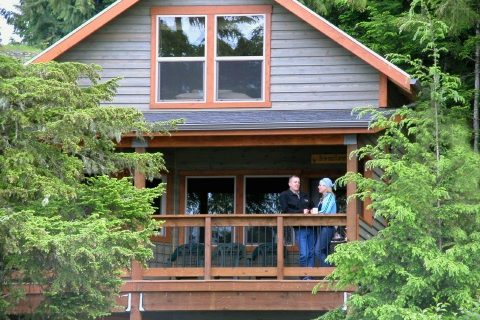 Waterfront cabin at fishing lodge in Ketchikan
